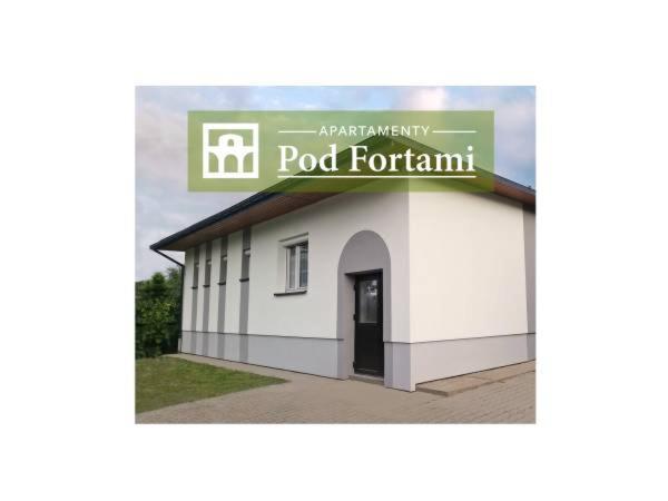 Apartamenty Pod Fortami Przemyśl Buitenkant foto