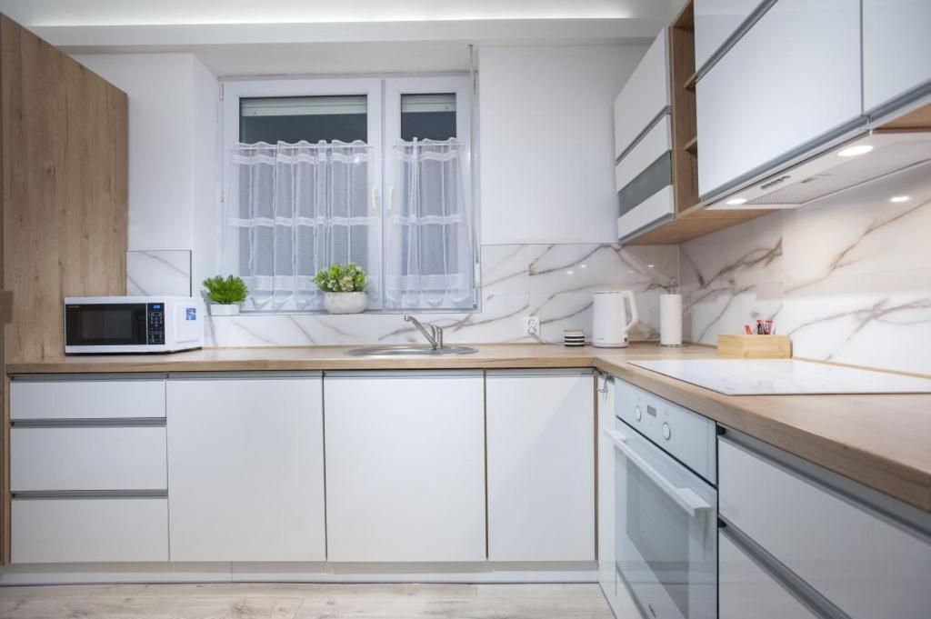 Apartamenty Pod Fortami Przemyśl Buitenkant foto